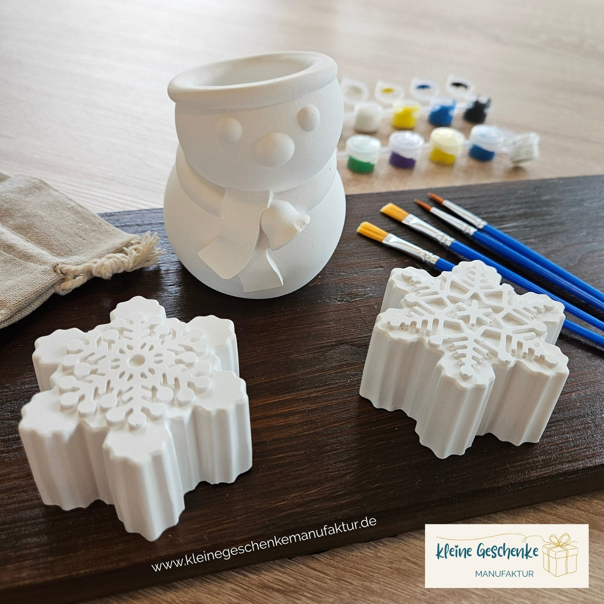 Winter Kreativset für Kinder mit Schneemann und Schneeflocken zum Bemalen, Farben und Pinseln als besondere kreative Geschenkidee von Kleine Geschenke Manufaktur