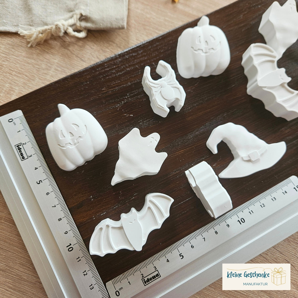 Halloween Kreativset für Kinder als sinnvolle kreative Beschäftigung für Familien, Geschwister und Freunde sowie als besondere Geschenkidee und Beschäftigung für Halloween Partys