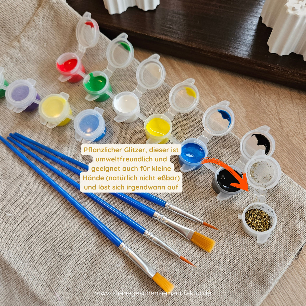 Winter Kreativset mit wasserlöslichen Temperafarben, vier Pinseln und pflanzlichem Glitzer zum Bemalen und Gestalten für Kinder