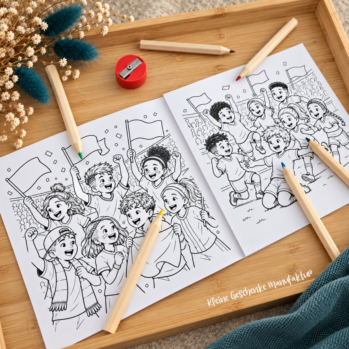 Kleines Geschenk für die Fußballmannschaft mit Fußball Malheft und Malzubehör für Kinder